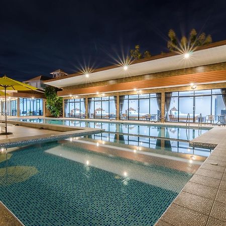 Golf Inn Resort Samut Songkhram Exterior foto